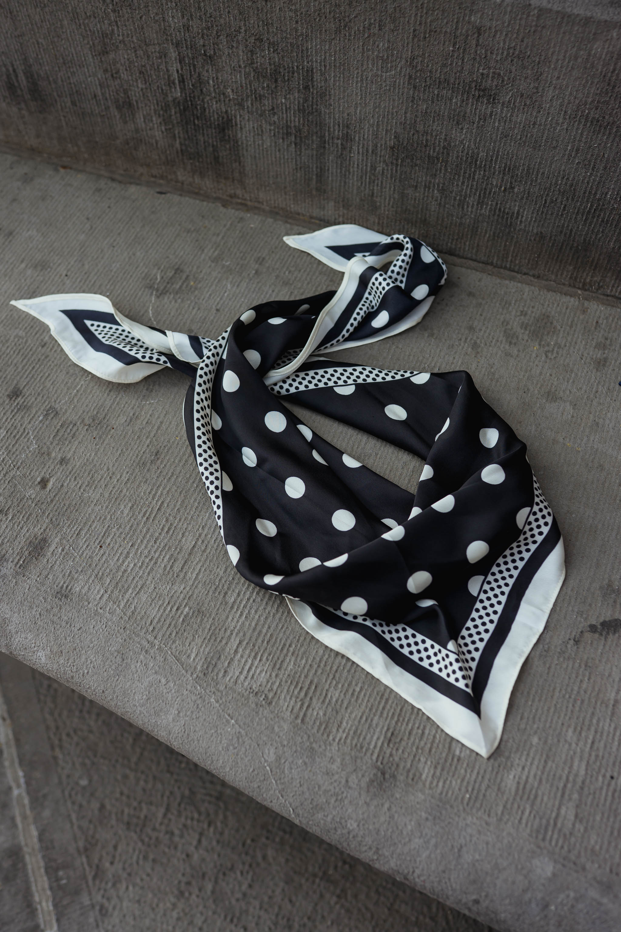 Black Polka Dot Zefira Scarf