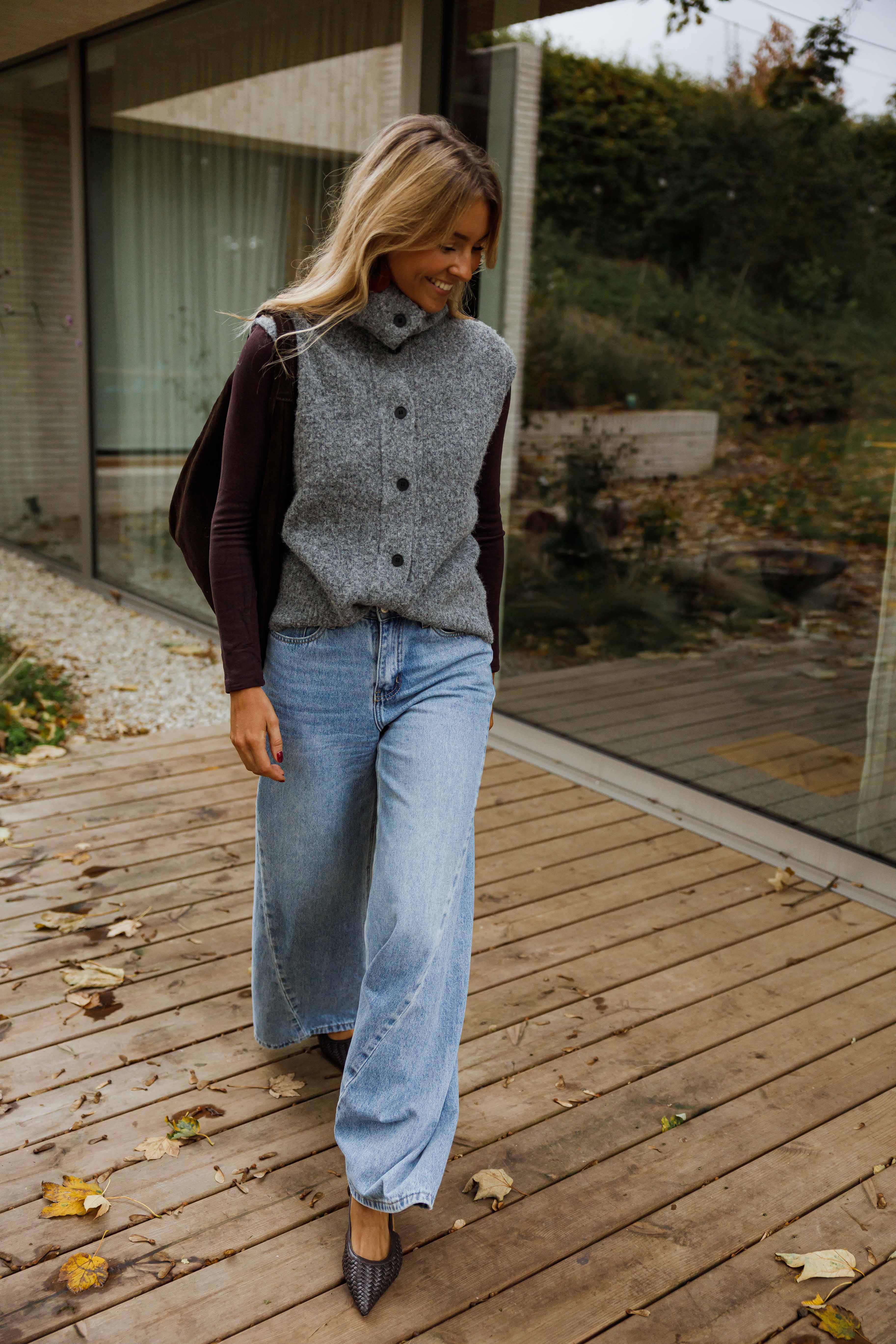 Grey Dores Cardigan